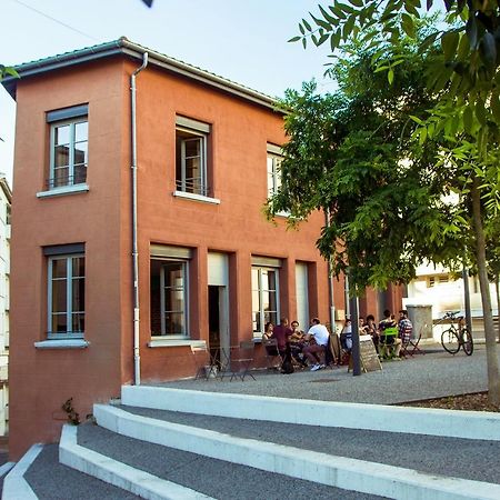 La Maison Rouge - Backpacker Hostel Saint-Etienne  Bagian luar foto